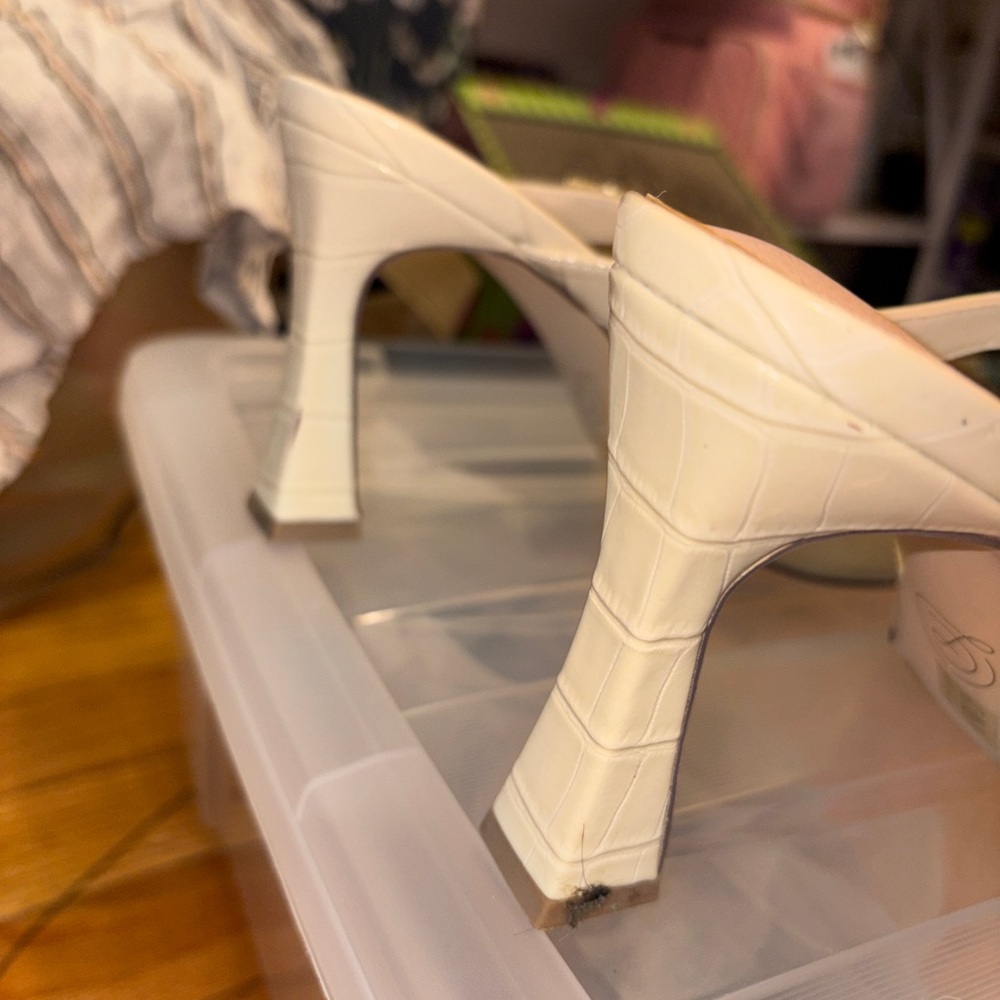 Elegant Cream Women's Heeled Mules - Picture 4 of 8